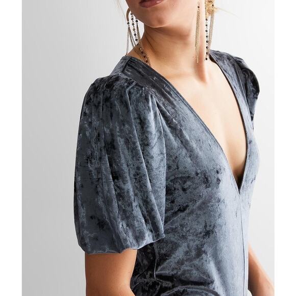 Free People Don't You Wish Velvet Bodysuit‎ Size Medium New with Tags - Picture 2 of 6